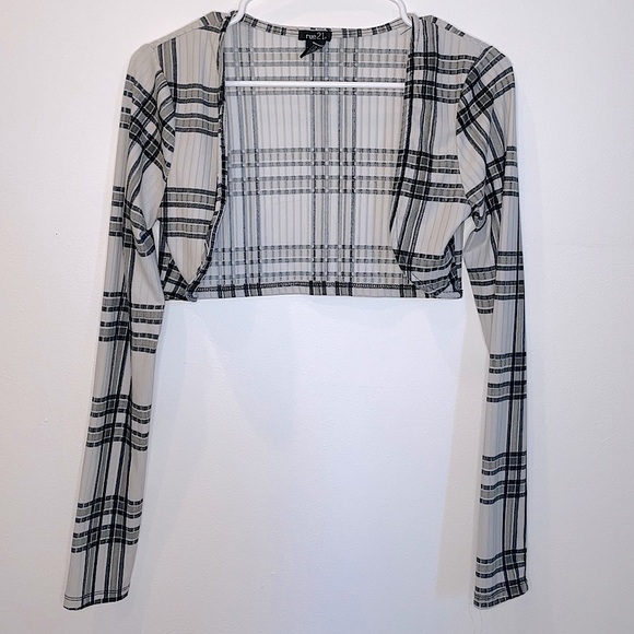 Cute Crop Top Tank and Drop Shoulder Shrug - Picture 6 of 8